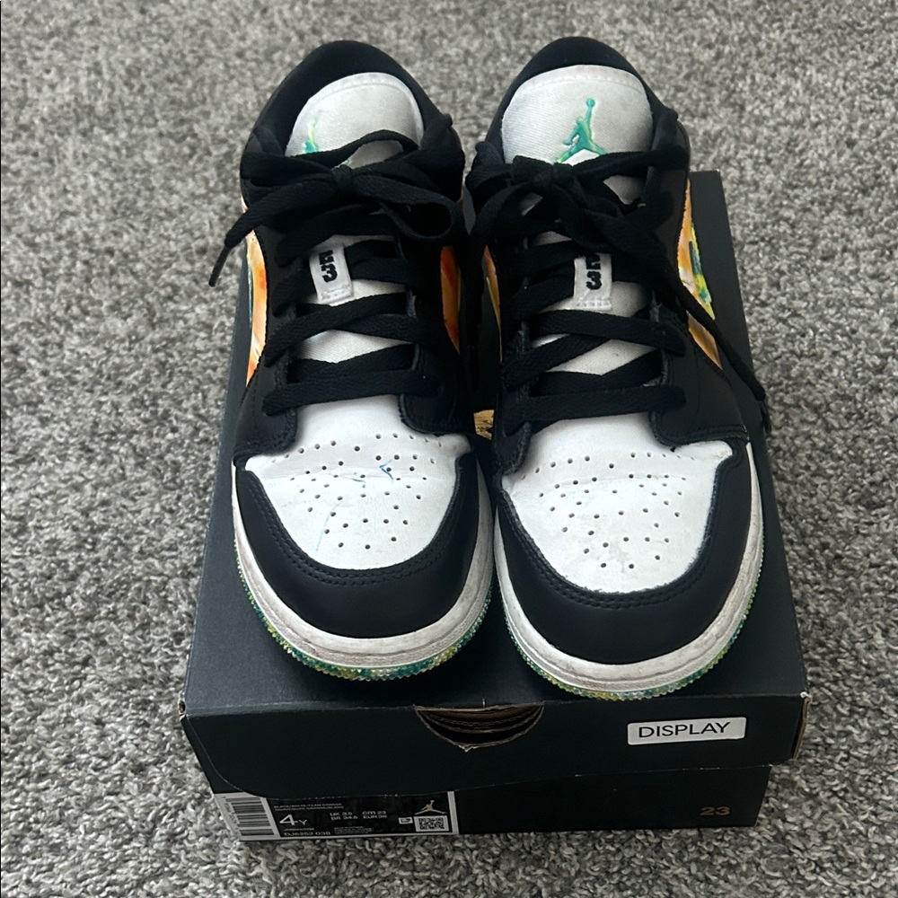 Jordan 1 Low